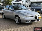 Alfa Romeo 156 1.8 T.Spark Distinctive nieuwe apk, Auto's, Alfa Romeo, Voorwielaandrijving, Stoelverwarming, Stof, Gebruikt