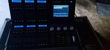 Philips Strand Lighting 500ML Console Inclusief flightcase beschikbaar voor biedingen