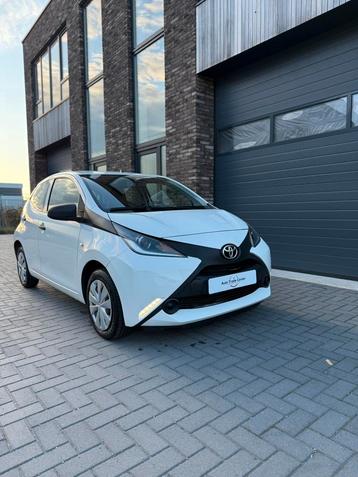 Toyota Aygo 1.0 5D 2017 Wit AppleCarplay New APK CruiseCon beschikbaar voor biedingen