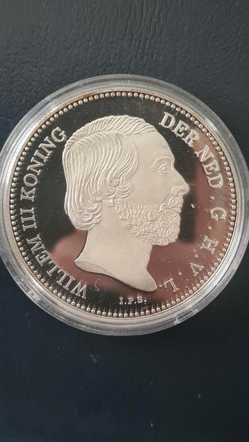 Zilveren Replica Munt Willem III 1867 beschikbaar voor biedingen