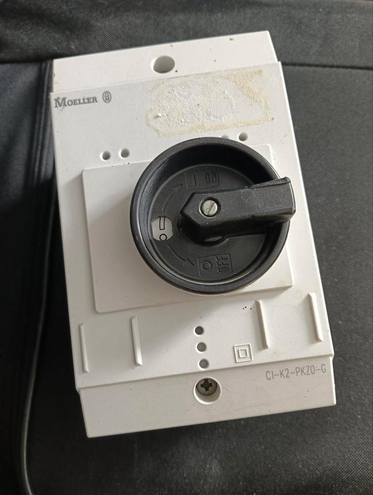 Moeller CI-K2-PKZ0-G Motorbeveiliger 0.2-2.5A, Zakelijke goederen, Machines en Bouw | Industrie en Techniek, Ophalen of Verzenden