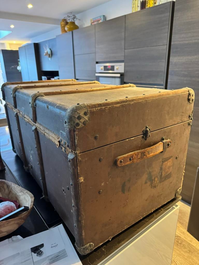 Oude dekenkist / kist / koffer - L100cm, Br55cm, H51cm., Antiek en Kunst, Ophalen of Verzenden