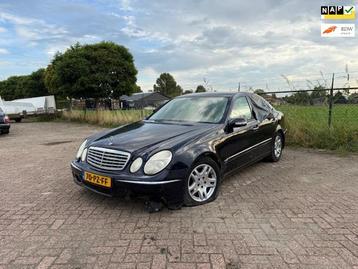 Mercedes-Benz E-klasse 240 Elegance SCHADE RIJD NIET beschikbaar voor biedingen