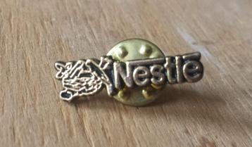 Originele NESTLE-speld – nieuw, verguld, uniek verzamelstuk beschikbaar voor biedingen