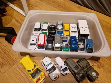 Metalen auto's! beschikbaar voor biedingen