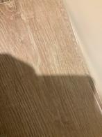 100 m2 zelklevende PVC laminaat vloer wegens omstandigheden, Ophalen, Bruin, 75 m² of meer, Nieuw