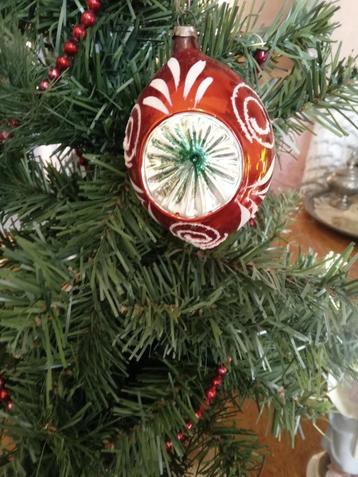 oude glazen kerstbal model rode deukbal bol pegelmodel beschikbaar voor biedingen