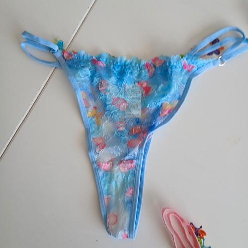 Blauwe string l.xl, Kleding | Dames, Ondergoed en Lingerie, String, Blauw, Ophalen of Verzenden
