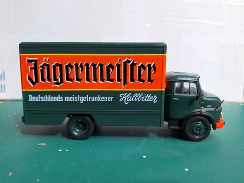 13 trucks en 2 bussen van altaya ook los te koop., Hobby en Vrije tijd, Modelauto's | 1:43, Zo goed als nieuw, Bus of Vrachtwagen