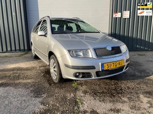 Skoda Fabia Combi 1.4-16V Spirit+ | Nieuwe APK, Auto's, Skoda, Te koop, Fabia, ABS, Airbags, Airconditioning, Boordcomputer, Centrale vergrendeling