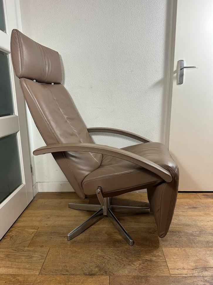 Prachtige Jori Estilo fauteuil Maxi Mono-Move nieuw model !!, Huis en Inrichting, Fauteuils, Gebruikt, Leer, Ophalen of Verzenden