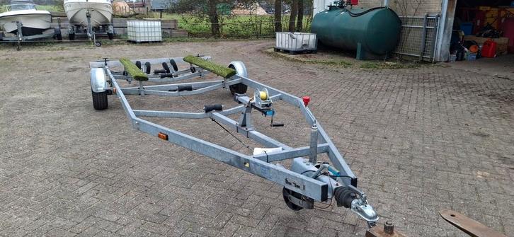 Boot Trailer met geldig kenteken 1100 laden boot tot 6 meter, Watersport en Boten, Boottrailers, Gebruikt, Overige typen, 1500 tot 3000 kg
