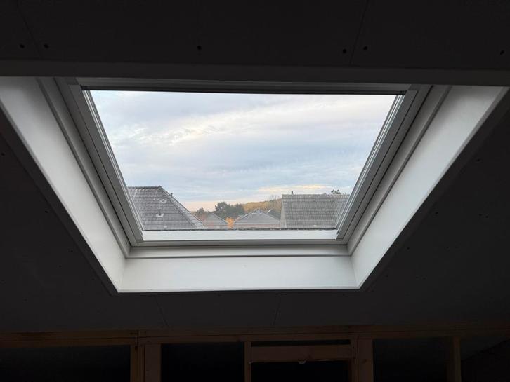 Velux Dakraam 96x96 met Verduistering, Doe-het-zelf en Verbouw, Deuren en Horren, Gebruikt, Overige typen, Minder dan 200 cm, 80 tot 100 cm