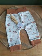 Nieuw handgemaakt • Babybroekje 50/56 Bosdieren, Kinderen en Baby's, Babykleding | Maat 50, Katwijk, Broekje, Jongetje of Meisje