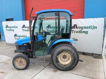 New Holland TC27 compacttrekker beschikbaar voor biedingen