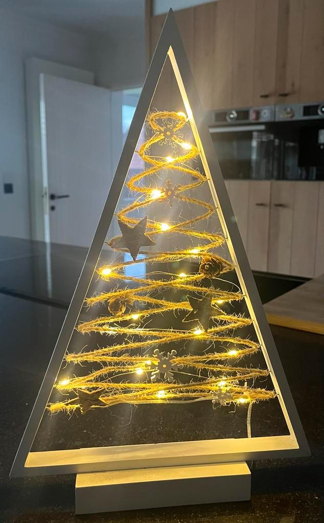 Houten Kerstversiering met Lichtjes, Diversen, Kerst, Zo goed als nieuw, Ophalen of Verzenden