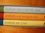 Geschiedenis van Arnhem in drie delen. In kartonnen box., 19e eeuw, Ophalen of Verzenden, Zo goed als nieuw, Meerdere auteurs