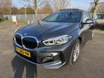 BMW 1-serie 118i High Executive Automaat panorama Led Naviga, Auto's, BMW, Gebruikt, Leder en Stof, Bedrijf, Lichtsensor