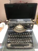 Vintage typemachine olympia WD-028, Diversen, Typemachines, Ophalen of Verzenden