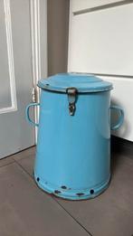 Emaille blauwe 48cm hoge emmer, vetpot , vintage keuken, Antiek en Kunst, Antiek | Emaille, Ophalen of Verzenden