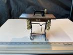 Naaimachine voor poppenhuis, Verzamelen, Ophalen of Verzenden, Decoratie