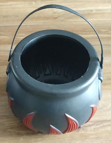 halloween heksenpan/snoepemmer, volgnr 6 beschikbaar voor biedingen