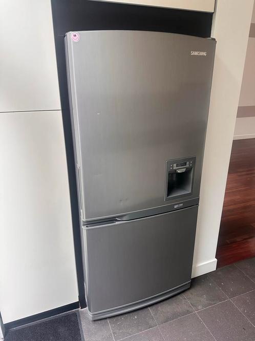 Samsung Koelkast met Vriesvak & IJswater, Witgoed en Apparatuur, Koelkasten en IJskasten, Gebruikt, Met vriesvak, 200 liter of meer