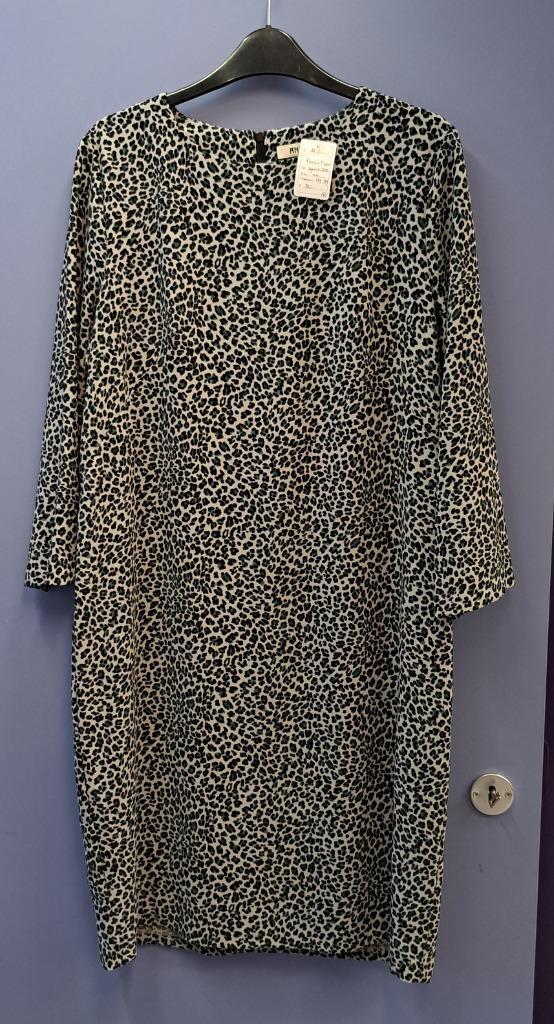 Anna van Toor grijs zwart luipaard print jurk mt 44 L 39442, Kleding | Dames, Jurken, Zo goed als nieuw, Maat 42/44 (L), Grijs