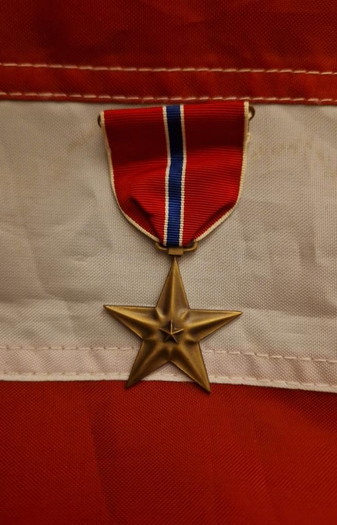 Bronze star, Verzamelen, Militaria | Tweede Wereldoorlog, Ophalen of Verzenden, Amerika, Embleem of Badge