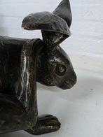 HAAS KRABT AAN OOR / bronzen beeld, Nieuw, Info@huisentuindecoratiemarie.nl, Huis en tuin decoratie marie, Dierenbeeld