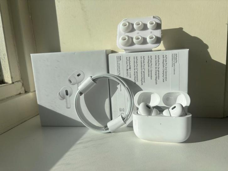 AIRPODS PRO 2 - Nieuw, Telecommunicatie, Mobiele telefoons | Oordopjes, Zo goed als nieuw, In gehoorgang (in-ear), Bluetooth, Ophalen of Verzenden