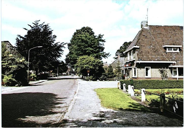 806149	Grolloo	Drenthe	Jr 60 70	Hoofdstraat	Nette oude kaart, Verzamelen, Ansichtkaarten | Nederland, Gelopen, Drenthe, 1960 tot 1980