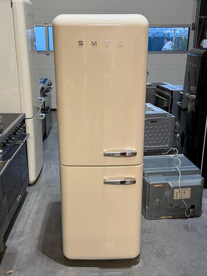 Retro Smeg Koelkast - in goede staat, Witgoed en Apparatuur, Airco's, Zo goed als nieuw, Wandairco, 60 tot 100 m³, 3 snelheden of meer