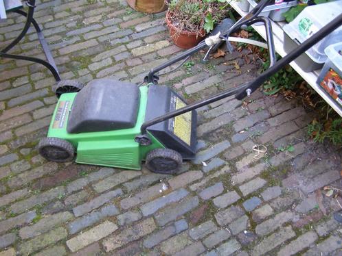 Gebruikte elektrische cirkel grasmaaier. 30 cm maaibreedte, Tuin en Terras, Grasmaaiers, Gebruikt, Elektrische grasmaaier, 30 t/m 39 cm