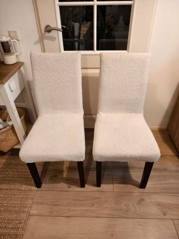 Stoelen  beschikbaar voor biedingen