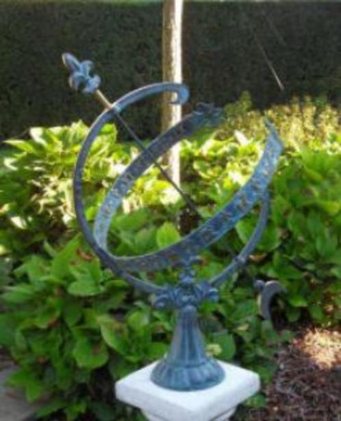 bronzen beeld / zonnewijzer dierenriem, Tuin en Terras, Zonnewijzers, Nieuw, Ophalen
