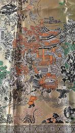 Chinees tafelkleed goud kleur 190/141, Huis en Inrichting, Tafelkleden, Gebruikt, Etten-Leur, DJT@dejuistetoon.eu, Ophalen of Verzenden