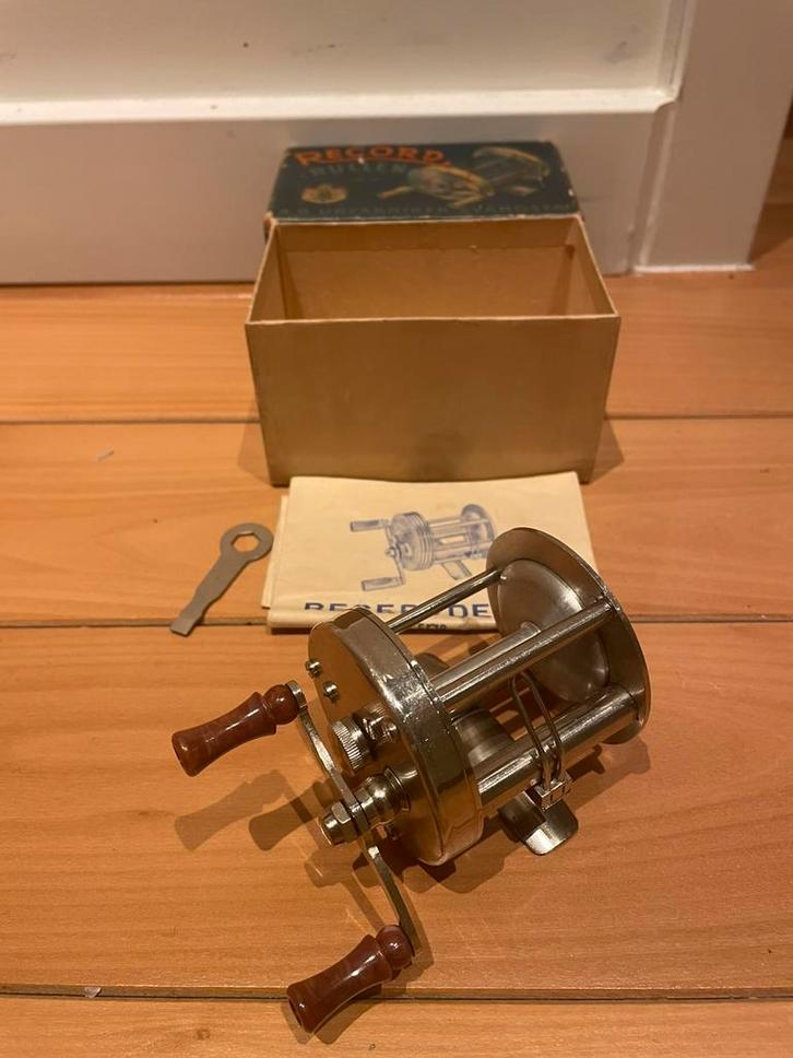Abu Original Record No, 1500c vis reel compleet met doosje, Watersport en Boten, Hengelsport | Algemeen, Zo goed als nieuw, Molen