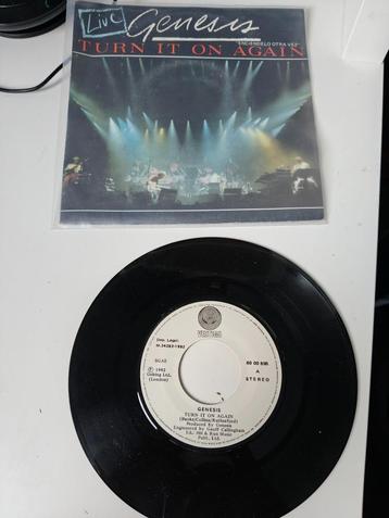 Genesis - Turn It On Again Live 7 inch SPAIN 6000 895 beschikbaar voor biedingen