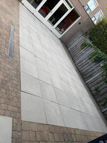 52m2 keurige Beton tegels 60x60x5 Keraline Cosy Grey beschikbaar voor biedingen