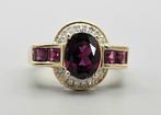 Gouden Vintage ring  edelsteen granaat en diamant. 2025/381., 18 tot 19, ., Ophalen of Verzenden, Zo goed als nieuw