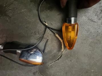 Setje knipperlichten beschikbaar voor biedingen