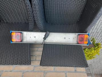 Lichtbak  beschikbaar voor biedingen