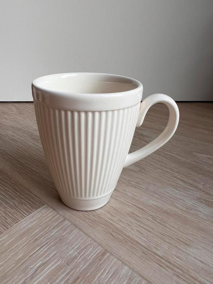 Wedgwood Windsor mokken 4 st, Huis en Inrichting, Keuken | Servies, Nieuw, Kop(pen) en/of Schotel(s), Wedgwood, Porselein, Ophalen of Verzenden