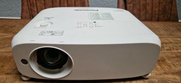 🎥Panasonic PT-VZ580 WUXGA Beamer – Krachtig, betrouwbaar✔️ beschikbaar voor biedingen