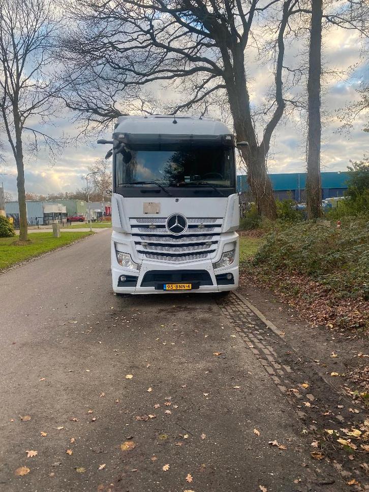 Huurtrekker zonder opzegtermijn, Auto's, Vrachtwagens, Particulier, Mercedes-Benz, Diesel, Euro 6, Automaat, Wit, Ophalen