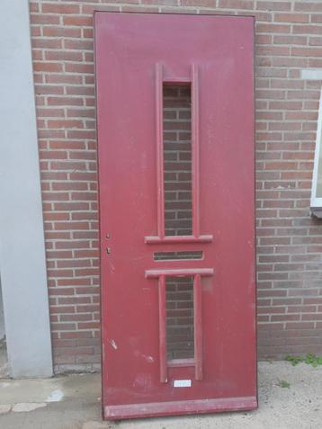 Hardhouten voordeuren nieuw en z.g.a.n (nr7) beschikbaar voor biedingen