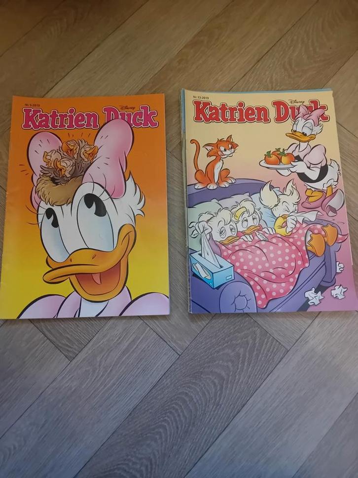 Compleet jaargang 14 stuks katrien duck 2019 meer te koop!, Boeken, Stripboeken, Zo goed als nieuw, Complete serie of reeks, Ophalen of Verzenden