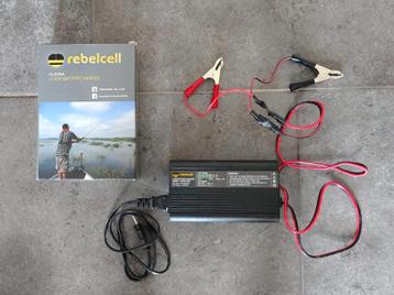 Rebecell lithium-ion accu met oplader beschikbaar voor biedingen