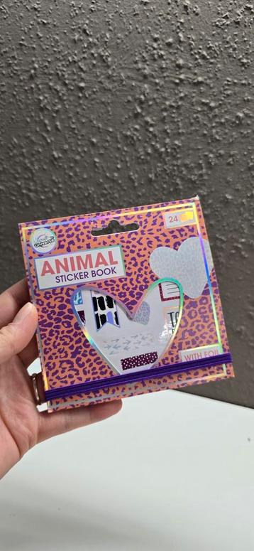 Scrapbooking - Stickerboekjes - Knutselen - Tekenen beschikbaar voor biedingen